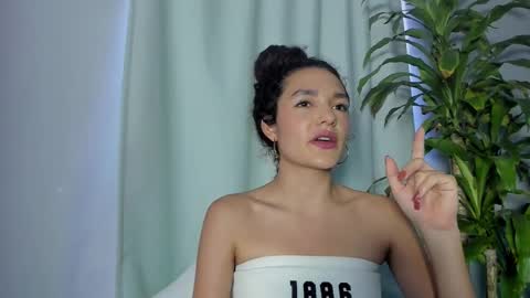 Marian online show from December 11, 5:48 pm