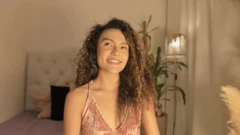 Marian online show from December 14, 2:39 am