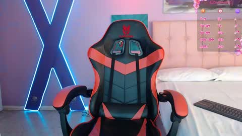 Snapshot of marian_stonee chatting on February 18, 4:48 am marian online show from February 18, 4:48 am