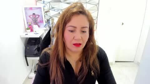 mariana01_m online show from July 4, 12:22 pm