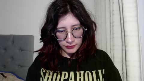 Snapshot of mariana124_ chatting on January 7, 9:25 pm Mariana online show from January 7, 9:25 pm