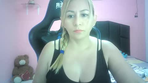 mariana995649 online show from January 14, 9:52 pm