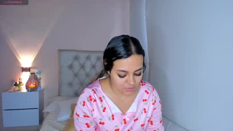 Snapshot of mariana___roexx chatting on October 6, 6:16 pm Mariana roexx online show from October 6, 6:16 pm