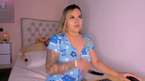 Mariana Roe online show from January 4, 12:37 am