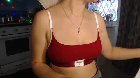 Snapshot of mariana_mur chatting on February 3, 11:42 am MarianaMur online show from February 3, 11:42 am