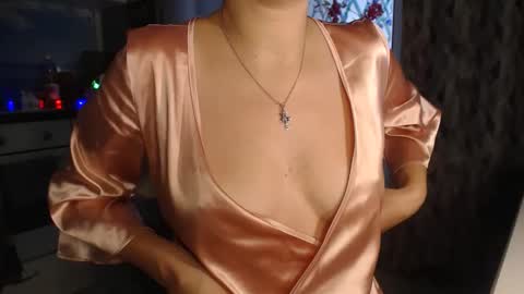 Snapshot of mariana_mur chatting on February 10, 6:42 am MarianaMur online show from February 10, 6:42 am