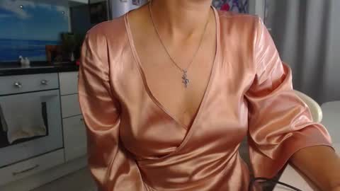 Snapshot of mariana_mur chatting on September 15, 5:29 am MarianaMur online show from September 15, 5:29 am