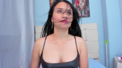 Snapshot of mariana_murillo__ chatting on January 24, 11:12 pm Mariana online show from January 24, 11:12 pm