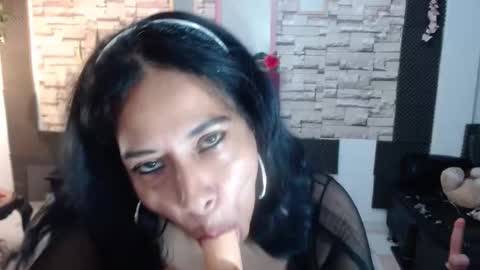 Snapshot of mariana_night chatting on December 26, 9:15 pm mariana_night online show from December 26, 9:15 pm