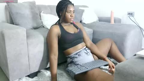 marianaee online show from September 12, 4:23 am