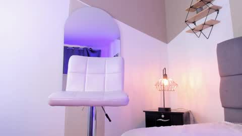 Snapshot of marianagoddes chatting on December 3, 10:18 pm Mariana online show from December 3, 10:18 pm