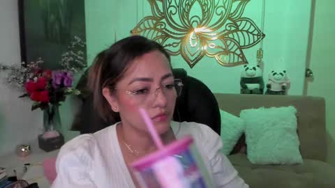 Snapshot of marianalopez81 chatting on February 7, 6:03 am Mariana Lopez online show from February 7, 6:03 am