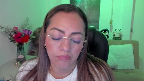 Snapshot of marianalopez81 chatting on February 21, 6:51 am Mariana Lopez online show from February 21, 6:51 am