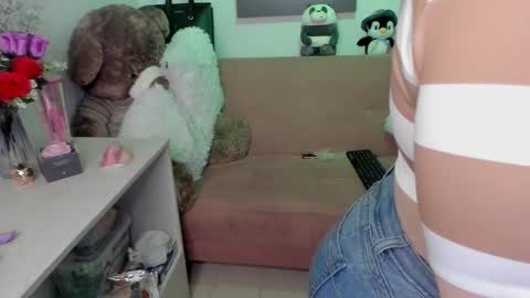 Snapshot of marianalopez81 chatting on February 23, 2:07 am Mariana Lopez online show from February 23, 2:07 am