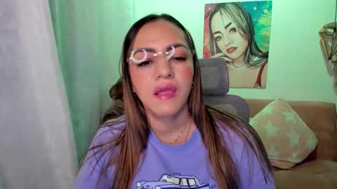 Snapshot of marianalopez81 chatting on October 10, 12:53 am Mariana Lopez online show from October 10, 12:53 am