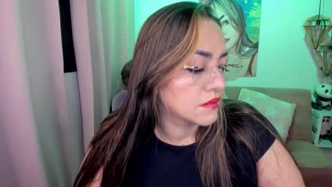 Snapshot of marianalopez81 chatting on February 13, 1:01 am Mariana Lopez online show from February 13, 1:01 am