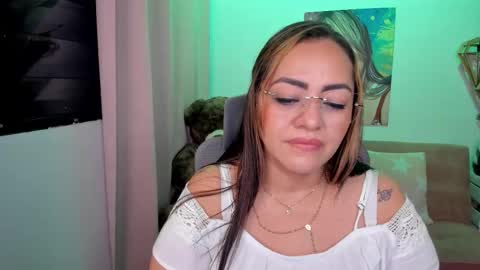 Snapshot of marianalopez81 chatting on February 24, 1:03 am Mariana Lopez online show from February 24, 1:03 am