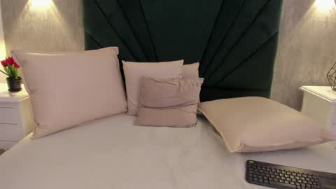 Mariana online show from January 8, 11:09 pm