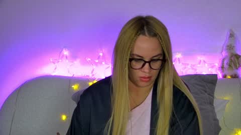 Maria online show from December 6, 10:19 pm