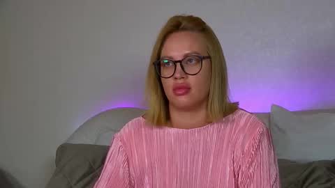 Maria online show from October 19, 6:19 pm