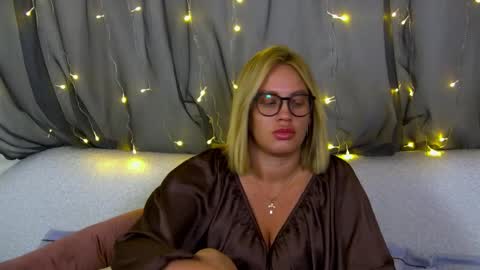 Maria online show from October 24, 8:11 am