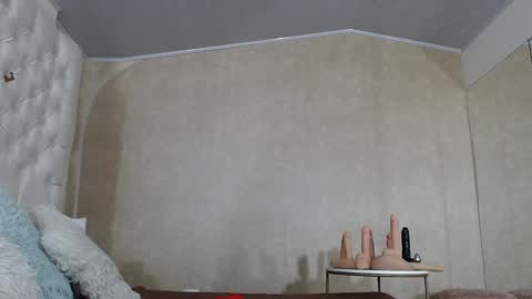 Snapshot of mariangel_bigboobs chatting on March 16, 12:20 pm la crespa x online show from March 16, 12:20 pm