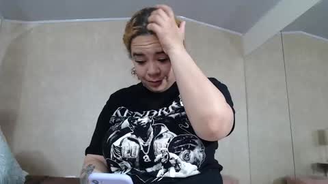 Snapshot of mariangel_bigboobs chatting on March 18, 12:19 pm la crespa x online show from March 18, 12:19 pm