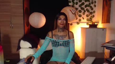 Snapshot of mariangel_tattooed_barbie chatting on September 17, 1:07 am mariangel_tattooed_barbie online show from September 17, 1:07 am