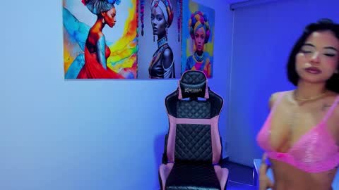 Snapshot of marianne__ chatting on February 17, 2:30 am M A R I A N E online show from February 17, 2:30 am