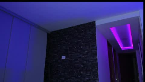 Snapshot of marianne__ chatting on March 26, 6:52 am M A R I A N E online show from March 26, 6:52 am