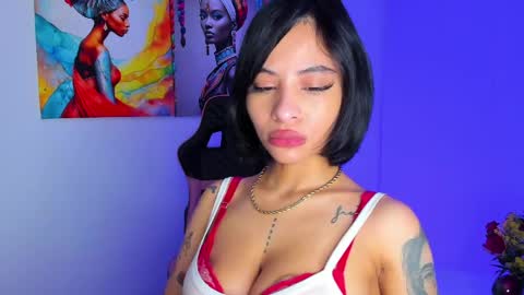 Snapshot of marianne__ chatting on April 1, 6:25 am M A R I A N E online show from April 1, 6:25 am