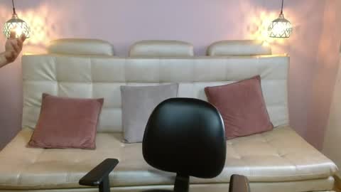 marianne_cam online show from May 19, 1:06 pm