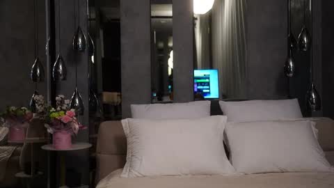 Snapshot of marianova chatting on November 6, 7:09 am Maria online show from November 6, 7:09 am