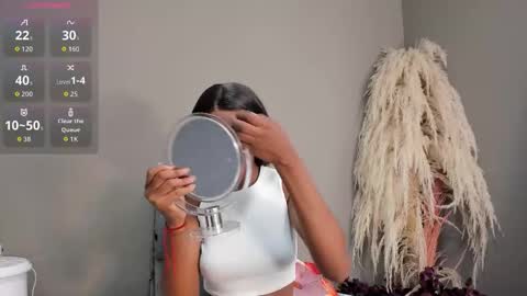 marianrosse online show from November 15, 4:21 am