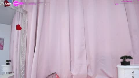 marianrosse online show from April 11, 7:40 pm