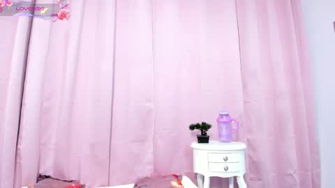 marianrosse online show from May 8, 12:49 am