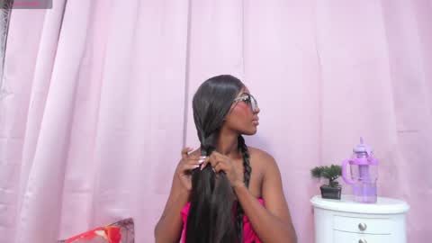 marianrosse online show from May 20, 1:12 am