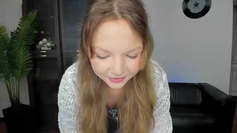 mariarobinsone online show from September 26, 7:51 pm