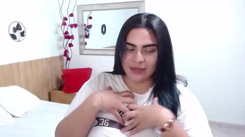 Snapshot of mariavex chatting on April 21, 2:51 am mariavex online show from April 21, 2:51 am