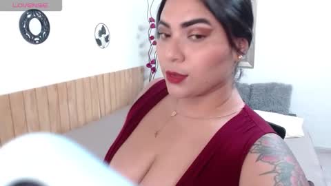 Snapshot of mariavex chatting on May 18, 4:57 pm mariavex online show from May 18, 4:57 pm