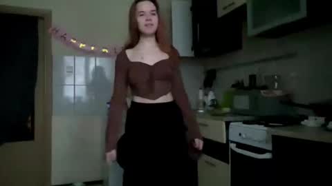 Mari online show from February 11, 3:17 pm