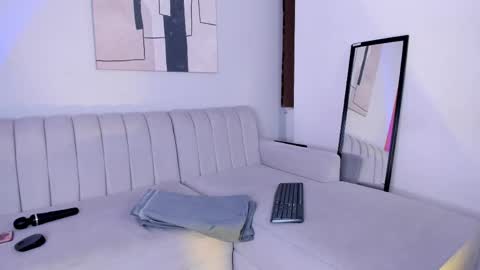 marie_bass online show from May 7, 2:33 pm