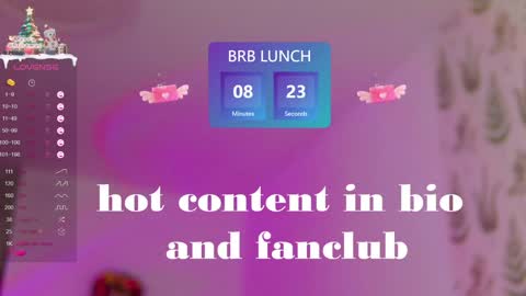 Snapshot of marie_diaze chatting on December 14, 8:23 am Marie LEAVE YOUR WITH ME online show from December 14, 8:23 am