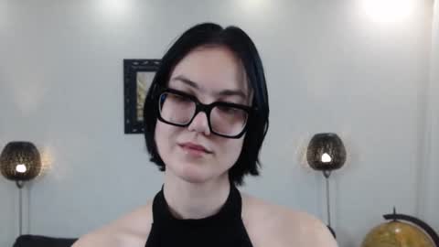 Snapshot of marie_fitch chatting on November 7, 4:23 am Marie Fitch online show from November 7, 4:23 am