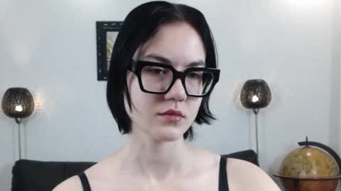 Snapshot of marie_fitch chatting on November 22, 3:38 am Marie Fitch online show from November 22, 3:38 am