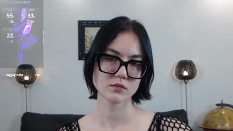 Snapshot of marie_fitch chatting on November 25, 2:11 am Marie Fitch online show from November 25, 2:11 am