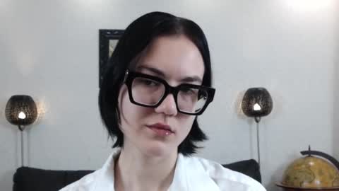 Snapshot of marie_fitch chatting on November 27, 3:30 am Marie Fitch online show from November 27, 3:30 am