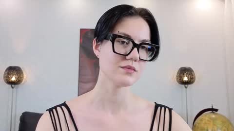 Snapshot of marie_fitch chatting on March 5, 12:17 am Marie Fitch online show from March 5, 12:17 am