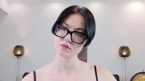 Snapshot of marie_fitch chatting on March 19, 2:04 am Marie Fitch online show from March 19, 2:04 am