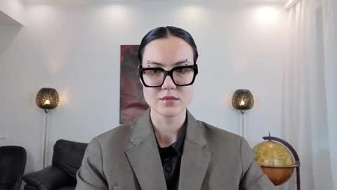 Marie Fitch online show from May 14, 2:07 am